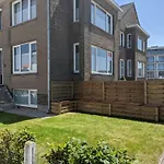 Parklaan Glv 公寓